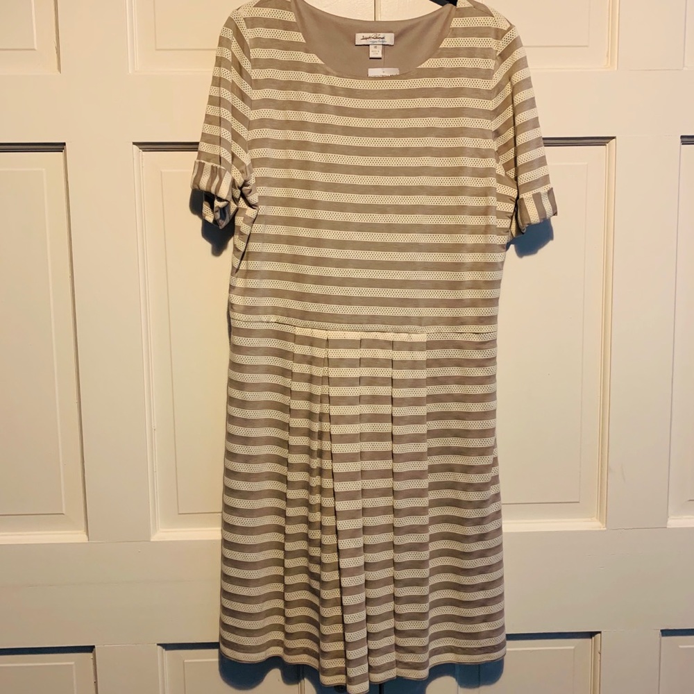 NWT plus size knee length pleated dress!